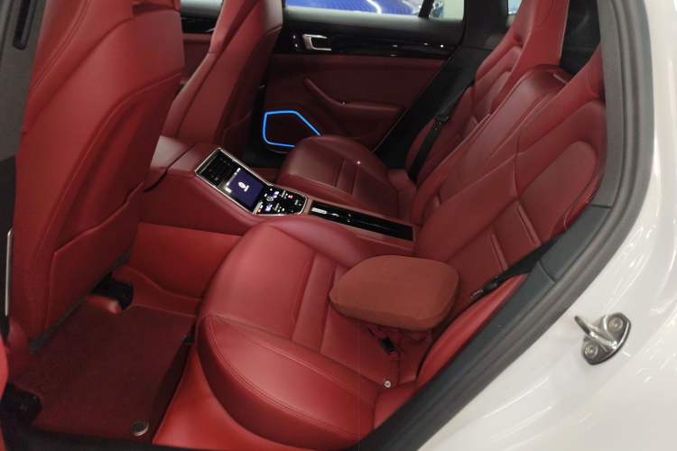 Used Porsche Panamera 2022 Panamera 2.9T Interior 4
