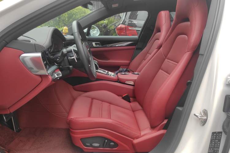Used Porsche Panamera 2022 Panamera 4 E-Hybrid Platinum Edition 2.9T Left Front Seat