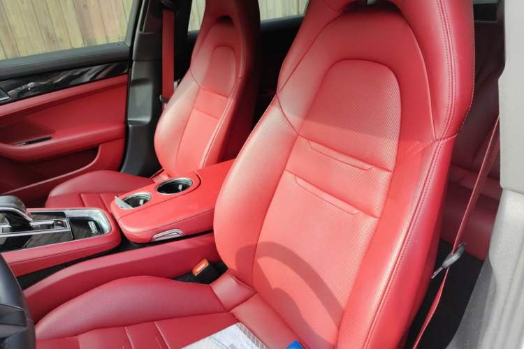 Used Porsche Panamera 2022 Panamera Executive Long Wheelbase Platinum Edition 2.9T Left Front Seat