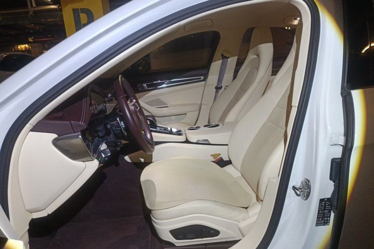 Used Porsche Panamera 2022 Panamera 2.9T Left Front Seat