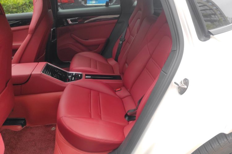 Used Porsche Panamera 2022 Panamera 4 E-Hybrid Platinum Edition 2.9T Left Rear Seat