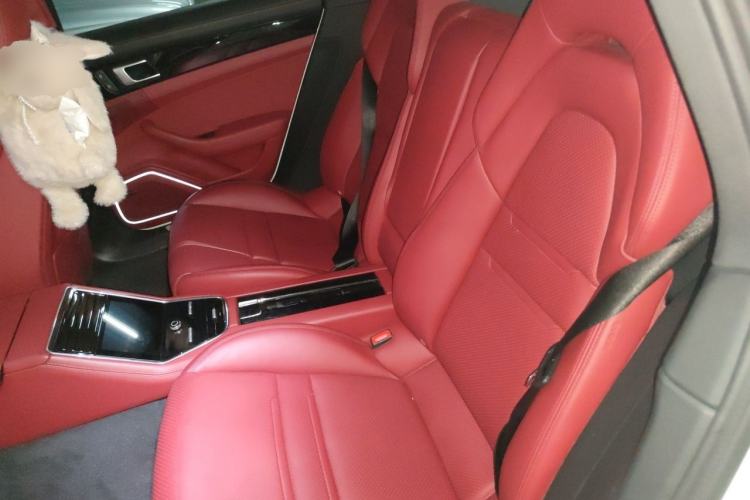 Used Porsche Panamera 2022 Panamera 2.9T Left Rear Seat
