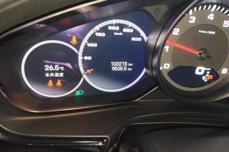 Used Porsche Panamera 2022 Panamera 2.9T Platinum Edition Odometer Close Up
