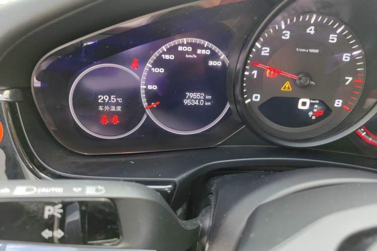 Used Porsche Panamera 2022 Panamera Executive Long Wheelbase Platinum Edition 2.9T Odometer Close Up