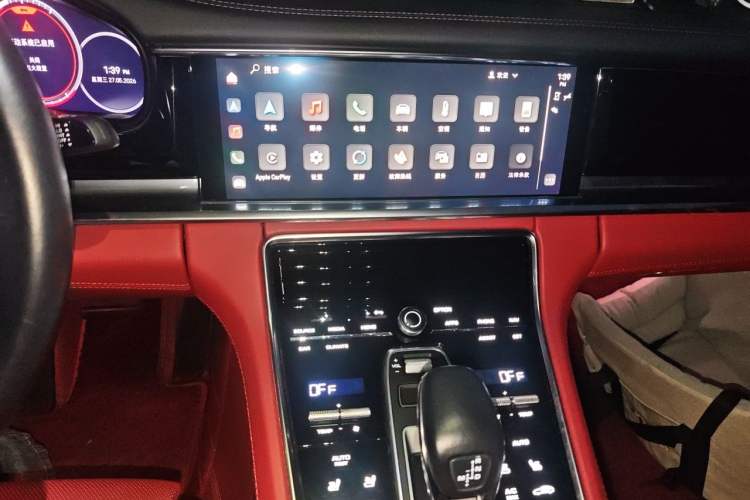 Used Porsche Panamera 2023 Facelifted Panamera 2.9T Platinum Edition Audio And AC Panel