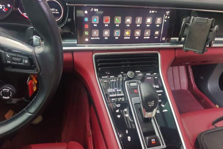Used Porsche Panamera 2023 Panamera 4 Sport Turismo 2.9T Audio And AC Panel