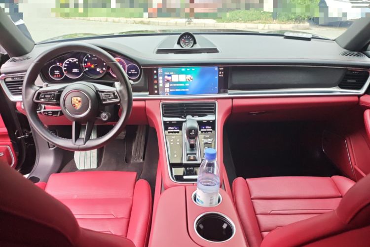 Used Porsche Panamera 2023 Facelifted Panamera 2.9T Platinum Edition Center Console