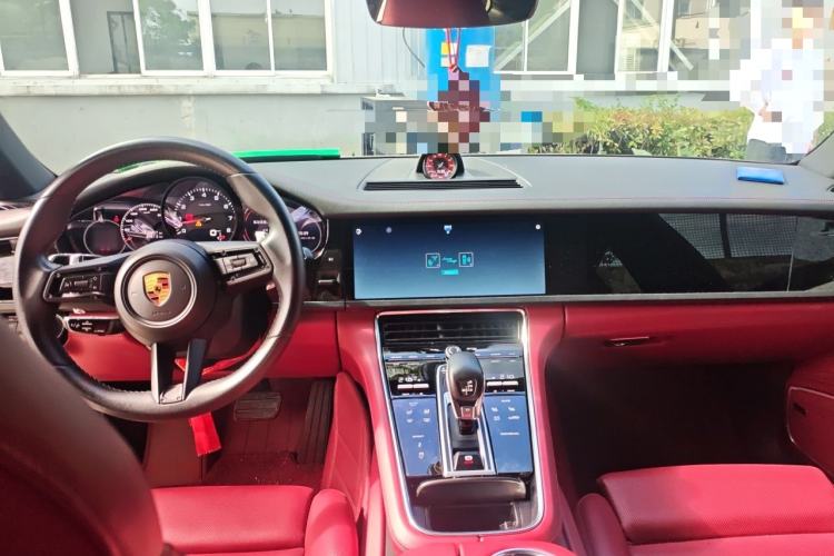 Used Porsche Panamera 2023 Panamera 2.9T Center Console
