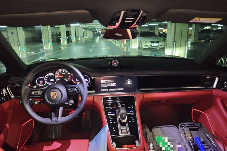 Used Porsche Panamera 2023 Panamera 2.9T Center Console