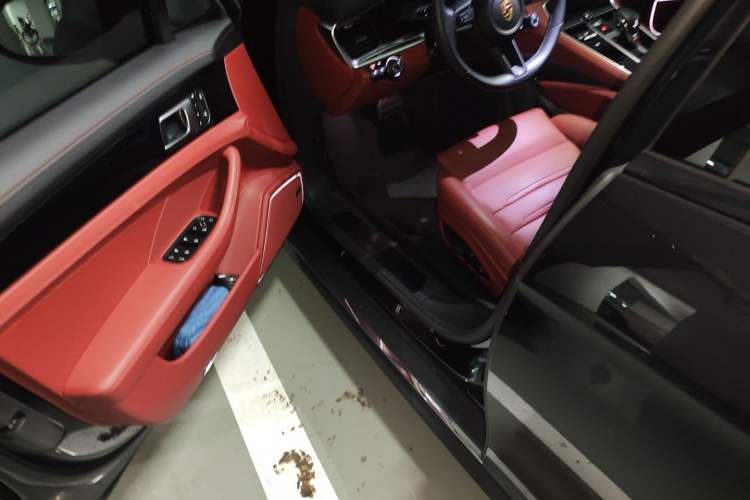 Used Porsche Panamera 2023-Year Restyled Panamera Executive Extended Platinum Edition 2.9T Driver Seat