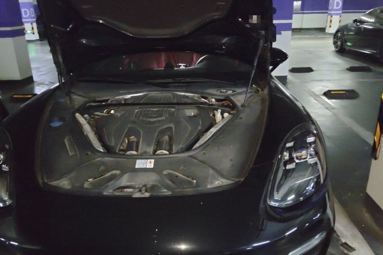 Used Porsche Panamera 2023 Restyled Panamera 4 Executive Extended Platinum Edition 2.9T Engine Bay Left