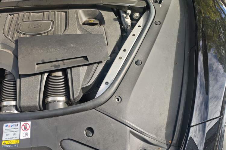 Used Porsche Panamera 2023 Panamera 2.9T Engine Bay Left