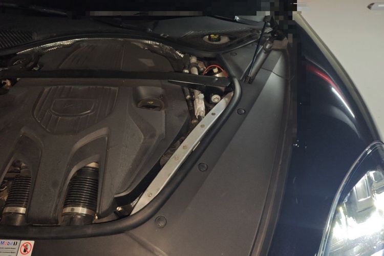 Used Porsche Panamera 2023 Panamera 2.9T Engine Bay Left