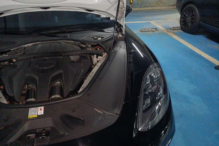 Used Porsche Panamera 2023 Panamera 4 Sport Turismo 2.9T Engine Bay Left
