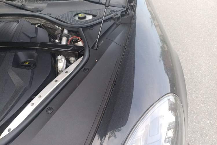 Used Porsche Panamera 2023 Panamera 2.9T Engine Bay Left