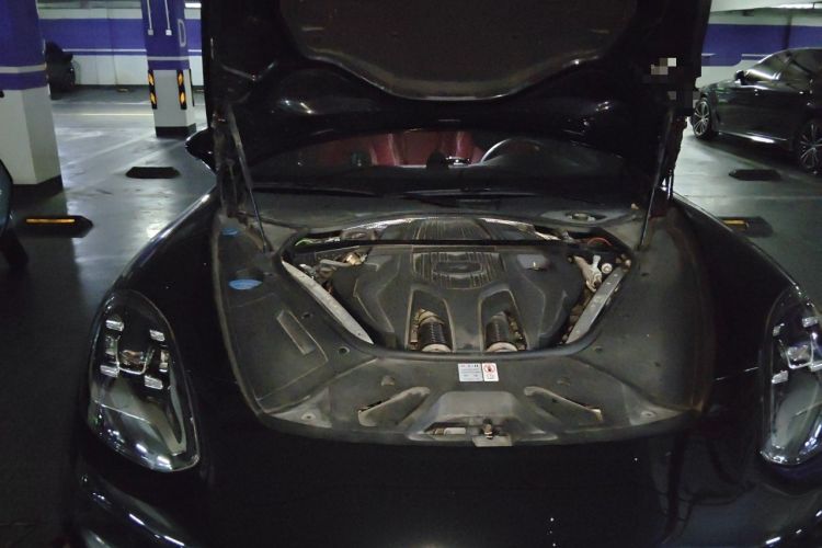 Used Porsche Panamera 2023 Restyled Panamera 4 Executive Extended Platinum Edition 2.9T Engine Bay Right