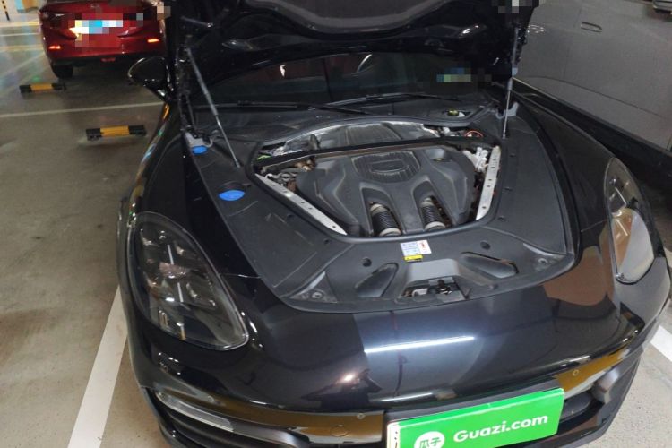 Used Porsche Panamera 2023-Year Restyled Panamera 4 E-Hybrid Platinum Edition 2.9T Engine Bay Right