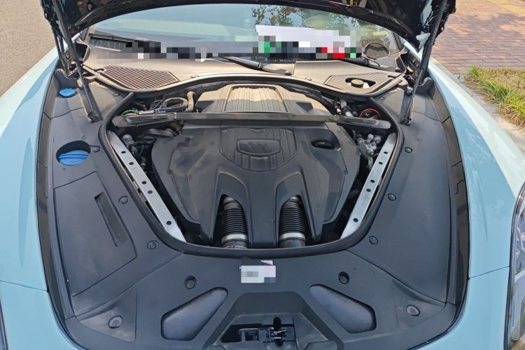Used Porsche Panamera 2023 Panamera 4 E-Hybrid 2.9T Engine Bay