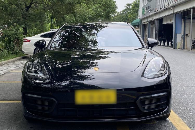 Used Porsche Panamera 2023 Panamera Executive Long Wheelbase Platinum Edition 2.9T Exterior 1