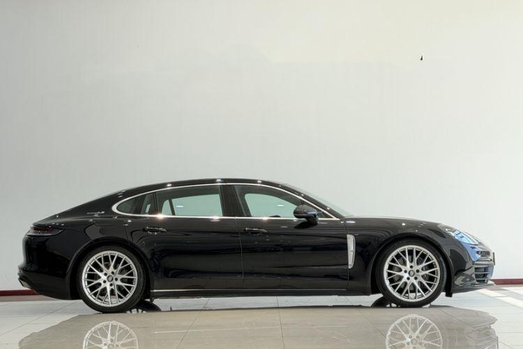 Used Porsche Panamera 2023 Panamera Executive Long Wheelbase 2.9T Exterior 3