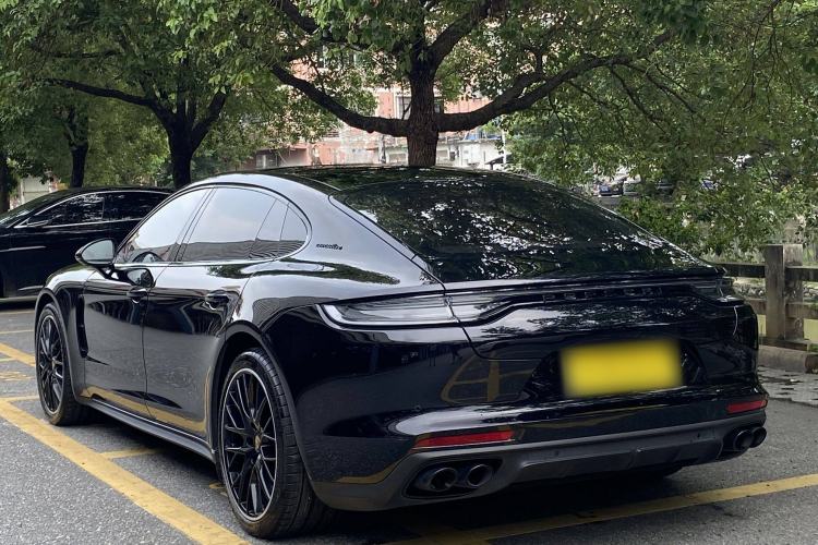 Used Porsche Panamera 2023 Panamera Executive Long Wheelbase Platinum Edition 2.9T Exterior 3
