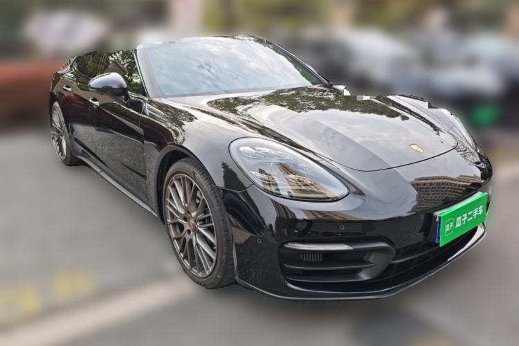 Used Porsche Panamera 2023 Facelifted Panamera 2.9T Platinum Edition Front Right 45 Deg