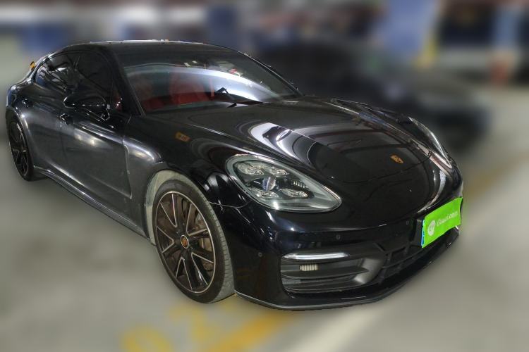 Used Porsche Panamera 2023 Restyled Panamera 4 Executive Extended Platinum Edition 2.9T Front Right 45 Deg