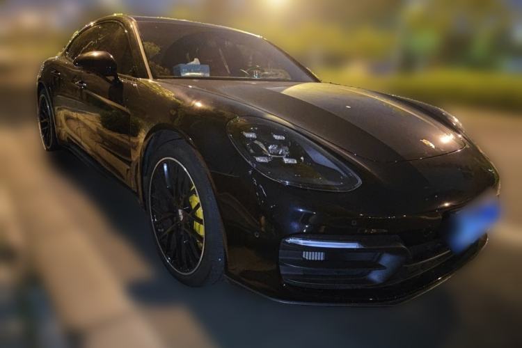 Used Porsche Panamera 2023 Panamera 2.9T Front Right 45 Deg