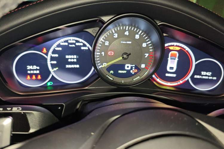 Used Porsche Panamera 2023-Year Restyled Panamera 4 E-Hybrid Platinum Edition 2.9T Instrument Cluster