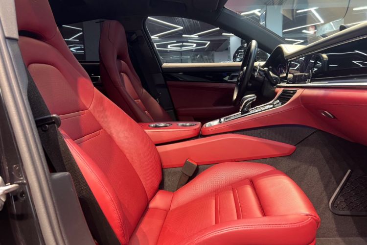 Used Porsche Panamera 2023 Panamera Executive Long Wheelbase 2.9T Interior 10
