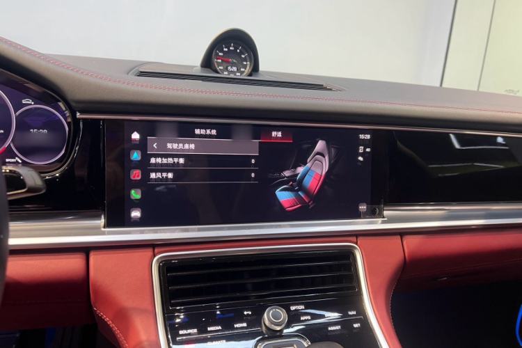 Used Porsche Panamera 2023 Panamera Executive Long Wheelbase 2.9T Interior 3