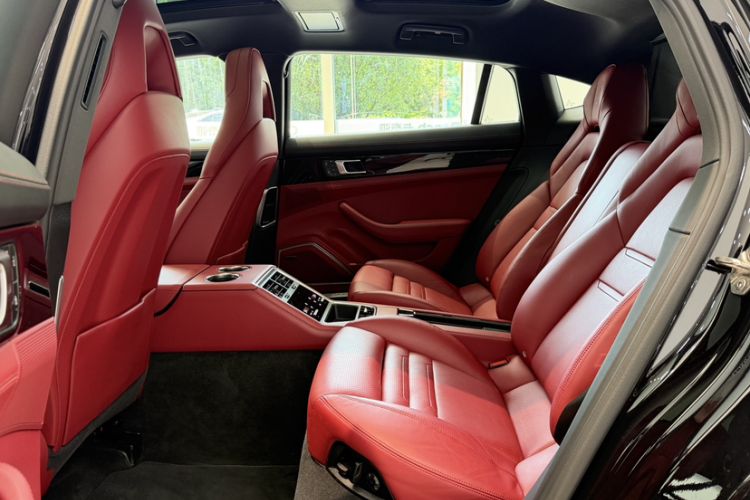 Used Porsche Panamera 2023 Panamera Executive Long Wheelbase 2.9T Interior 5