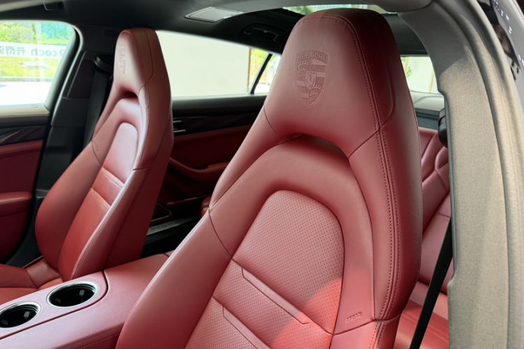 Used Porsche Panamera 2023 Panamera Executive Long Wheelbase 2.9T Interior 6