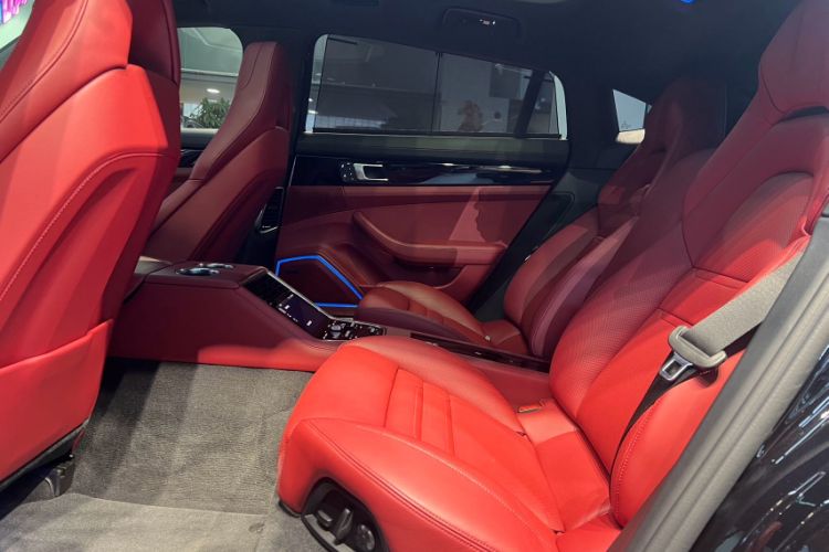 Used Porsche Panamera 2023 Panamera Executive Long Wheelbase 2.9T Interior 7
