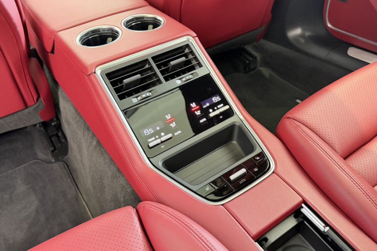 Used Porsche Panamera 2023 Panamera Executive Long Wheelbase 2.9T Interior 7