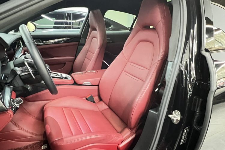 Used Porsche Panamera 2023 Facelifted Panamera 2.9T Platinum Edition Left Front Seat