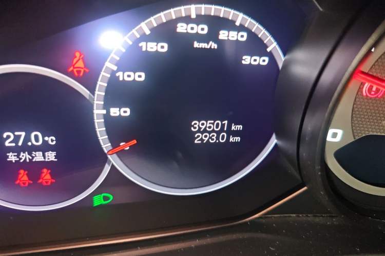 Used Porsche Panamera 2023 Facelifted Panamera 2.9T Platinum Edition Odometer Close Up