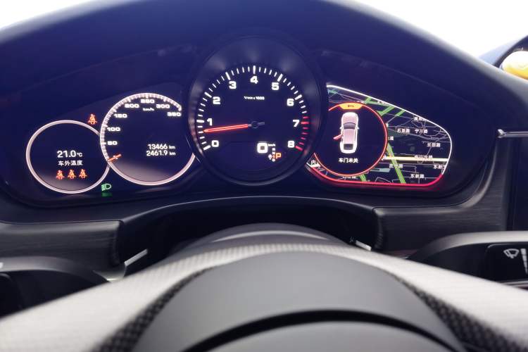 Used Porsche Panamera 2023 Facelifted Panamera 2.9T Platinum Edition Odometer Close Up