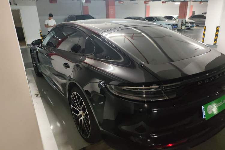 Used Porsche Panamera 2023-Year Restyled Panamera Executive Extended Platinum Edition 2.9T Rear Left 45 Deg