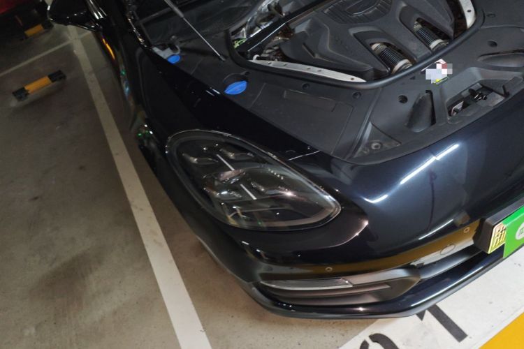Used Porsche Panamera 2023-Year Restyled Panamera 4 E-Hybrid Platinum Edition 2.9T Right Front Headlight