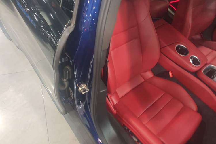 Used Porsche Panamera 2023 Panamera 2.9T Right Front Seat