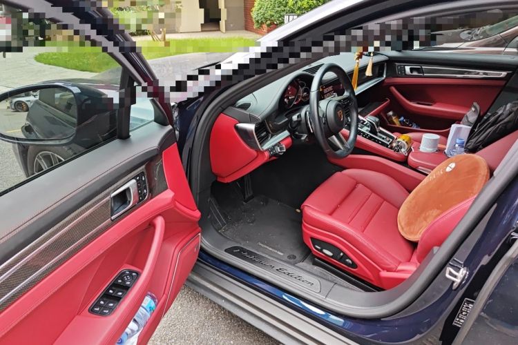 Used Porsche Panamera 2023 Facelifted Panamera 2.9T Platinum Edition Driver Seat