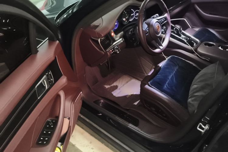 Used Porsche Panamera 2023 Panamera 4 E-Hybrid Platinum Edition 2.9T Driver Seat