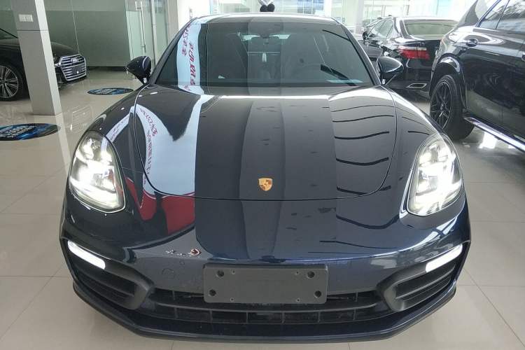 Used Porsche Panamera 2023 Panamera 2.9T Front