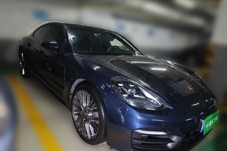 Used Porsche Panamera 2023 Facelifted Panamera 2.9T Platinum Edition Front Right 45 Deg