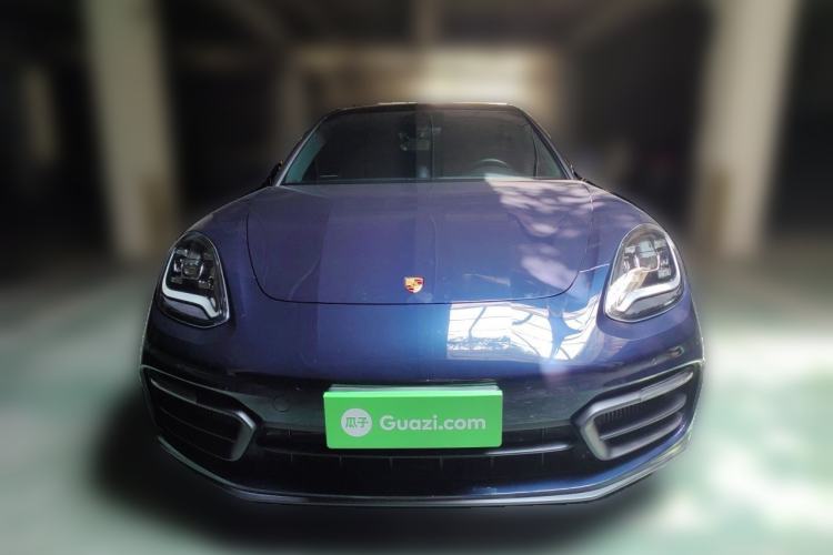 Used Porsche Panamera 2023-Year Restyled Panamera Executive Extended Platinum Edition 2.9T Front
