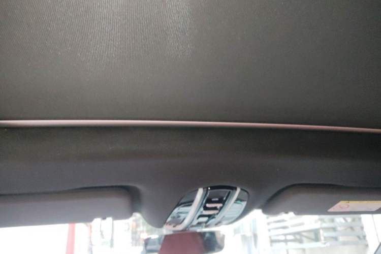 Used Porsche Panamera 2023-Year Restyled Panamera Executive Extended Platinum Edition 2.9T Headliner