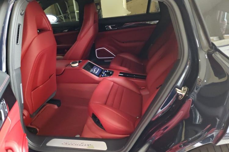 Used Porsche Panamera 2023 Panamera 4 Executive Long Wheelbase 2.9T Left Rear Seat