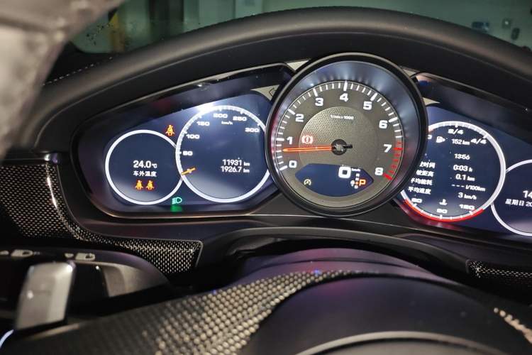 Used Porsche Panamera 2023 Facelifted Panamera 2.9T Platinum Edition Odometer Close Up
