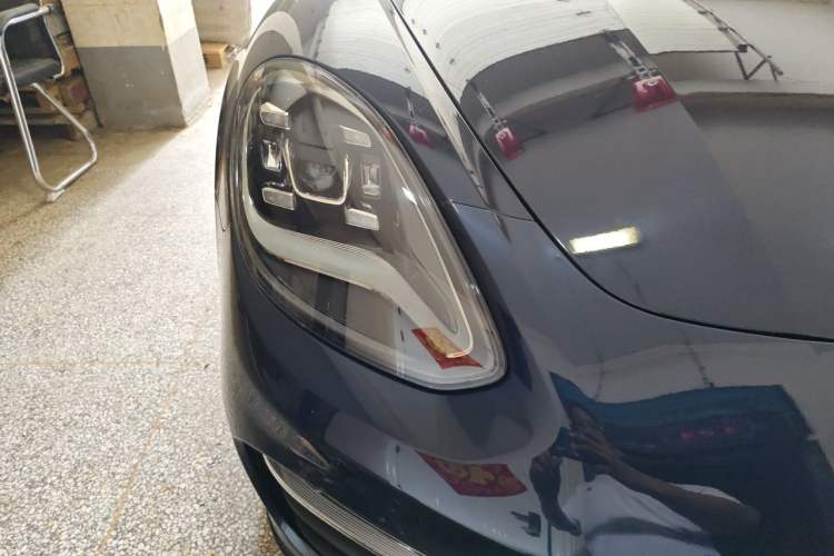 Used Porsche Panamera 2023 Panamera 4 Executive Long Wheelbase 2.9T Right Front Headlight